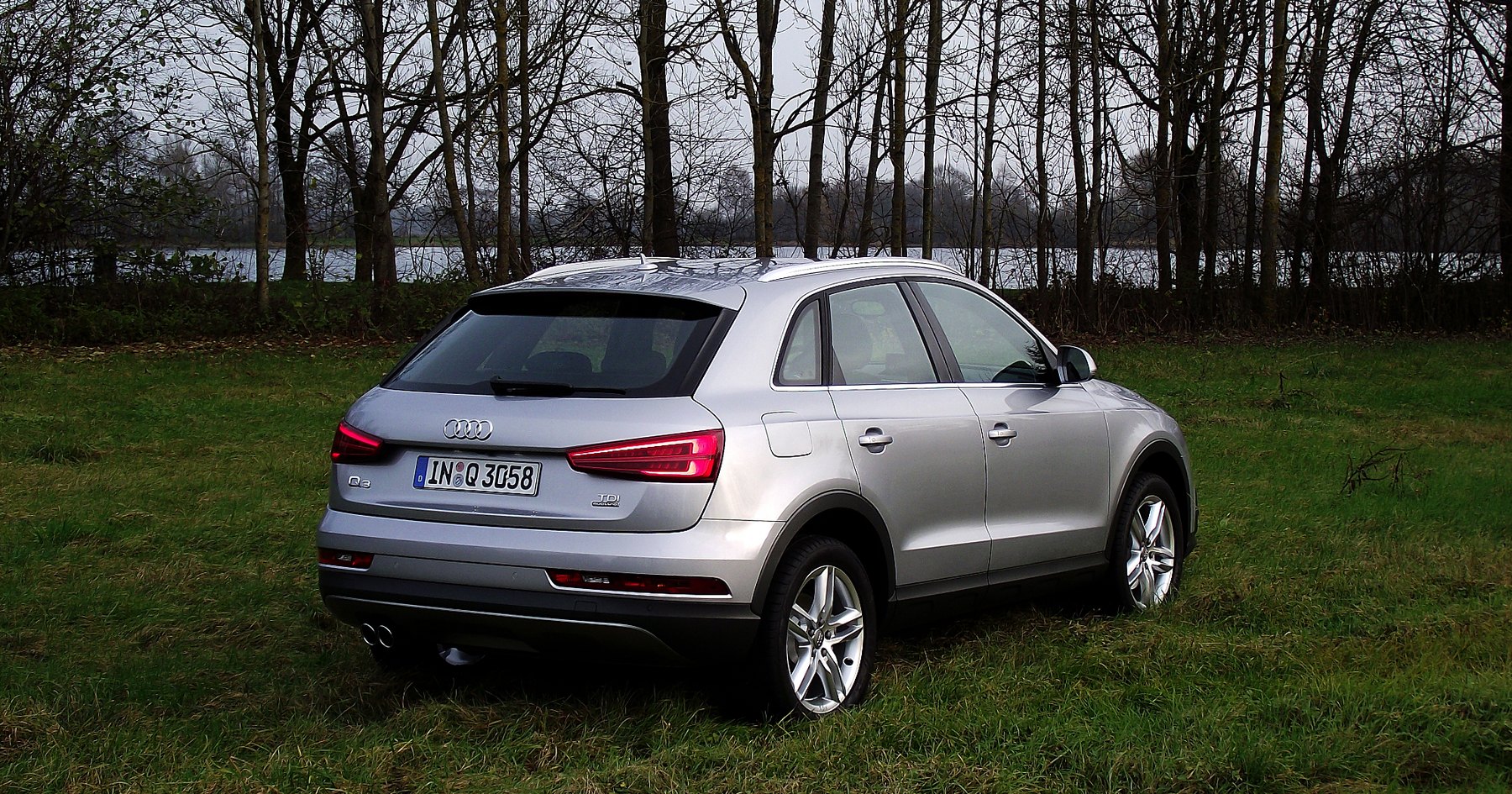 Makyajlı Audi Q3 8U arka görünüm