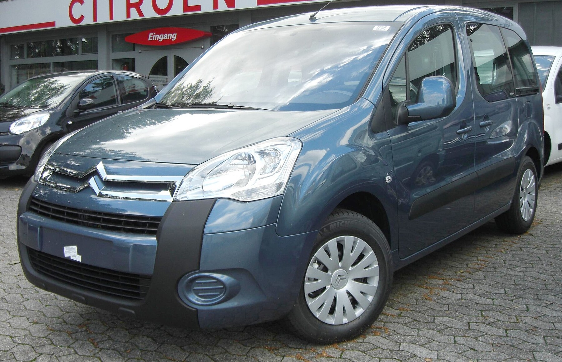 Citroën Berlingo II Multispace önden görünüm