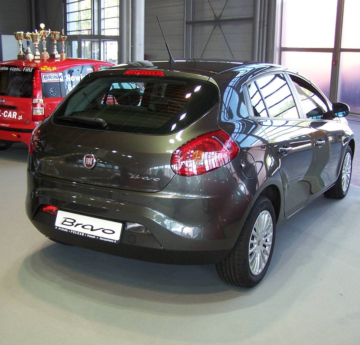 Fiat Bravo arka üç çeyrek görünüm