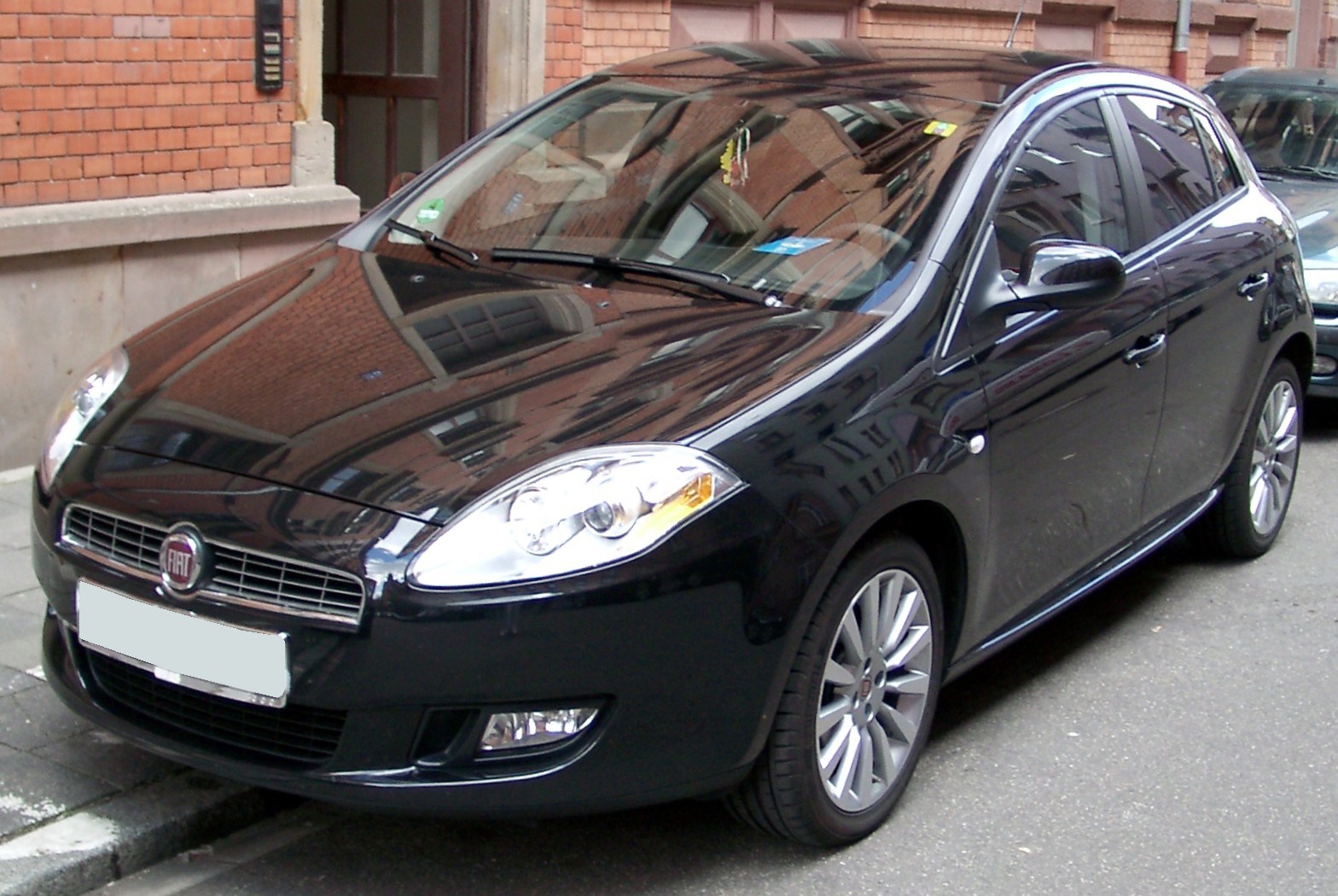Fiat Bravo Type 198 ön cephe