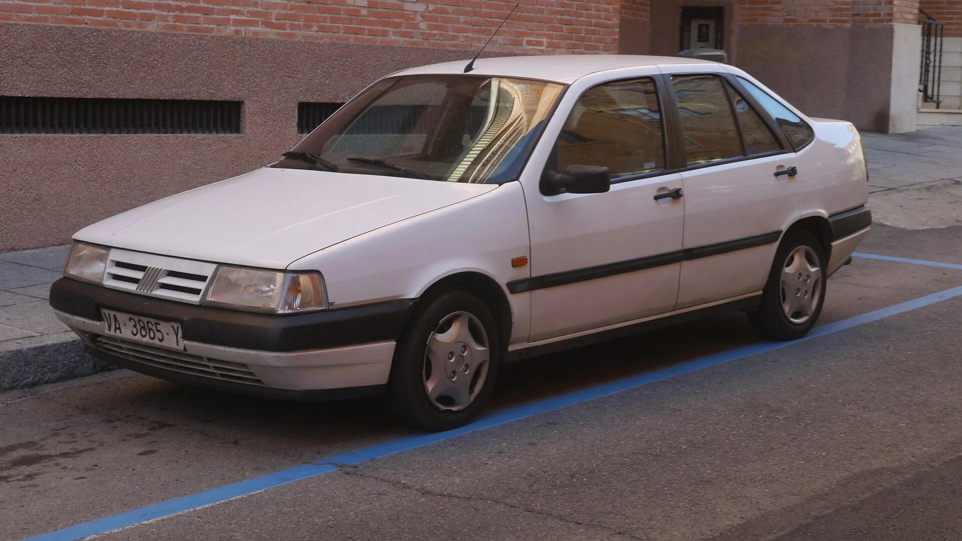 Fiat Tempra Alınır mı? 1.6, 2.0 i.e. 8V ve 16V kapak görseli