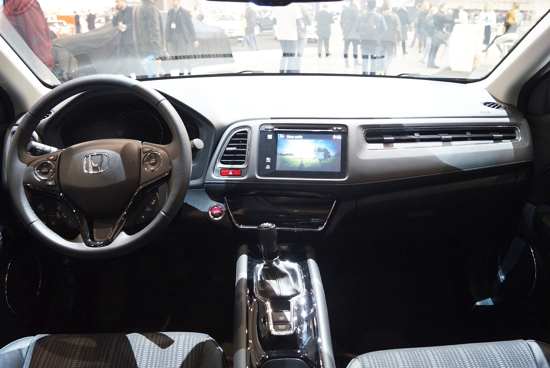 Honda HR-V RU makyaj öncesi kokpit