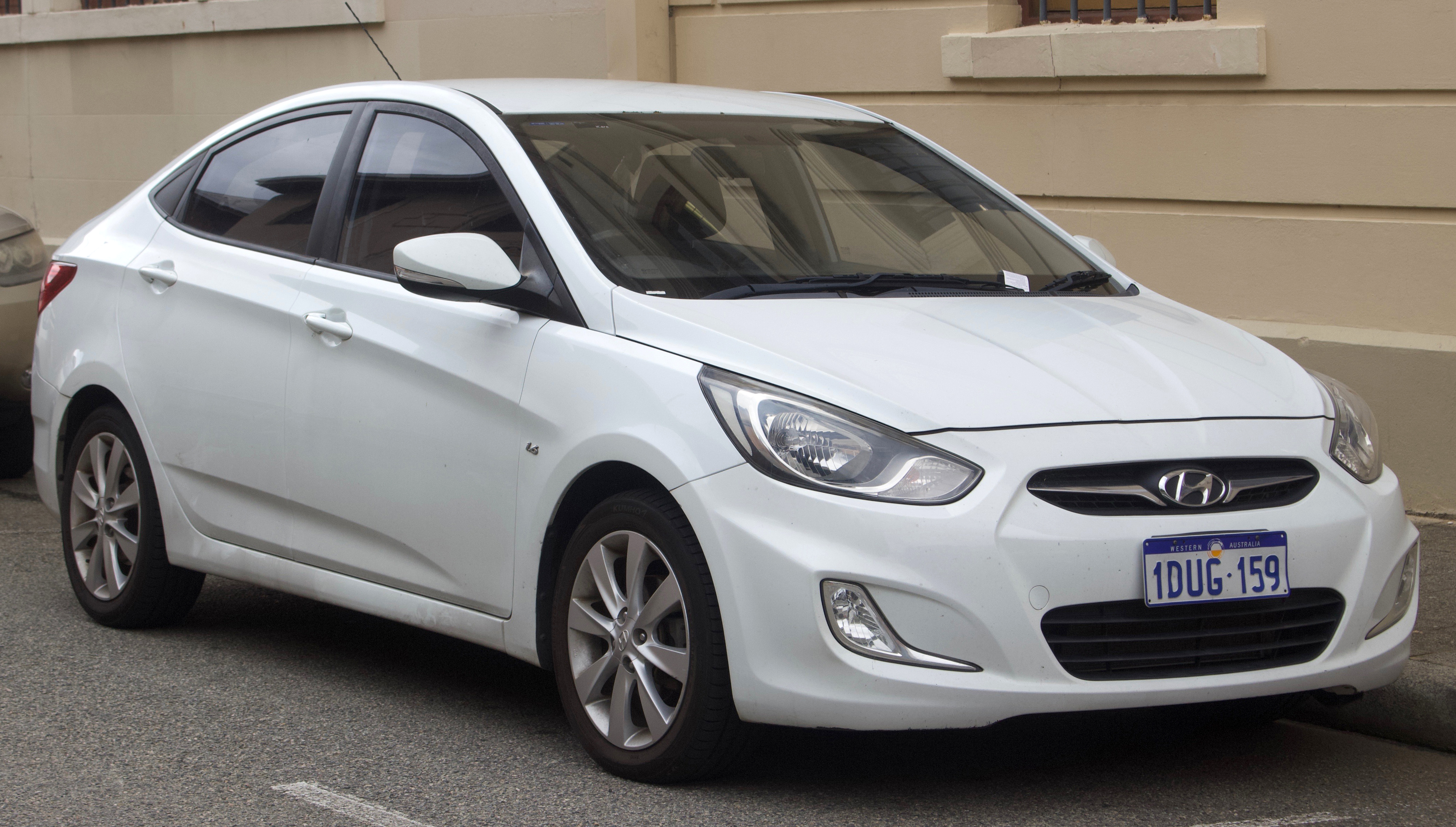 Hyundai Accent Blue 1.6 CRDi Alınır mı? DCT ve Manuel kapak görseli