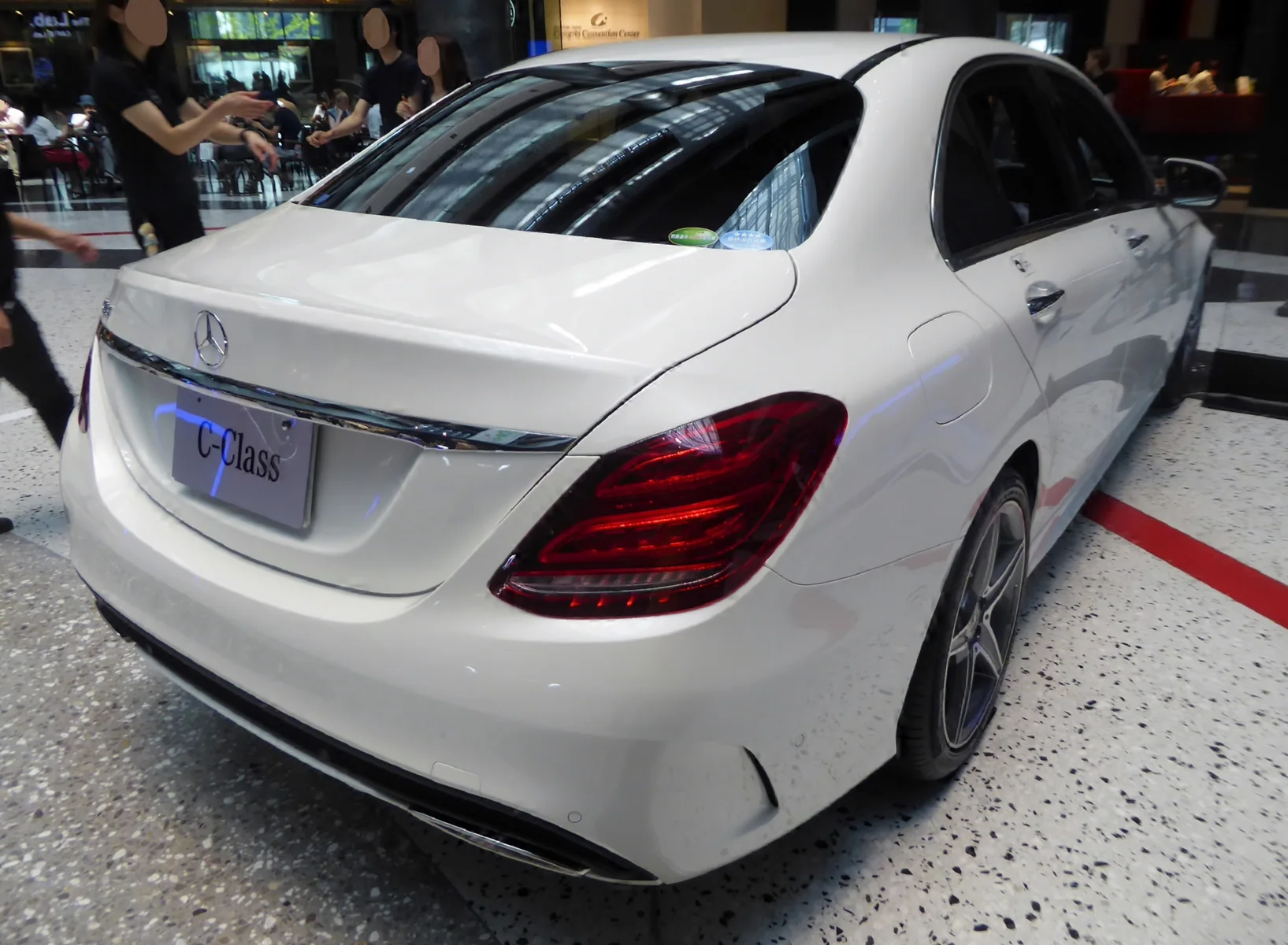 Mercedes C180 W205 arka görünüm
