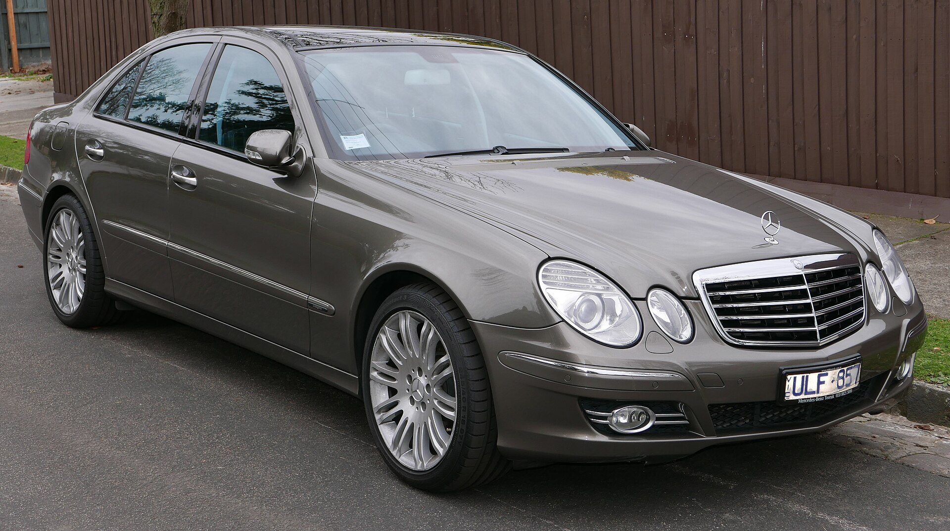 Mercedes E Serisi W211 Alınır mı? SBC, Kompressor, CDI ve 7G kapak görseli