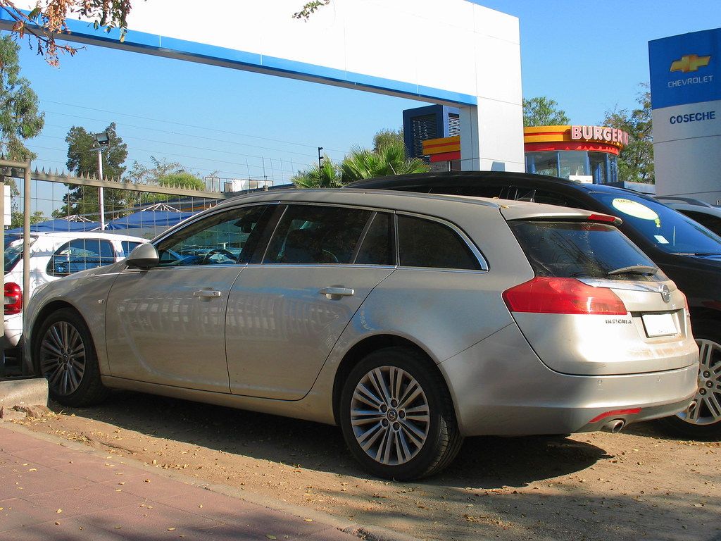 Opel Insignia A görünüm 5