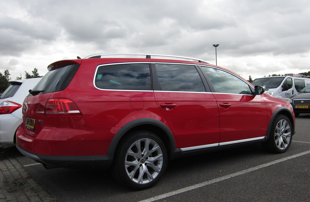 Volkswagen Passat B7 görünüm 2