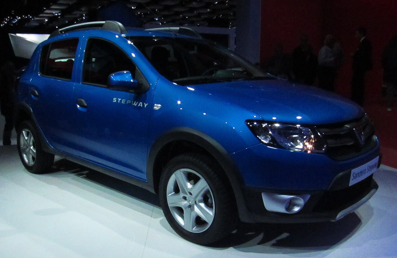 Dacia Sandero Stepway II ön üç çeyrek