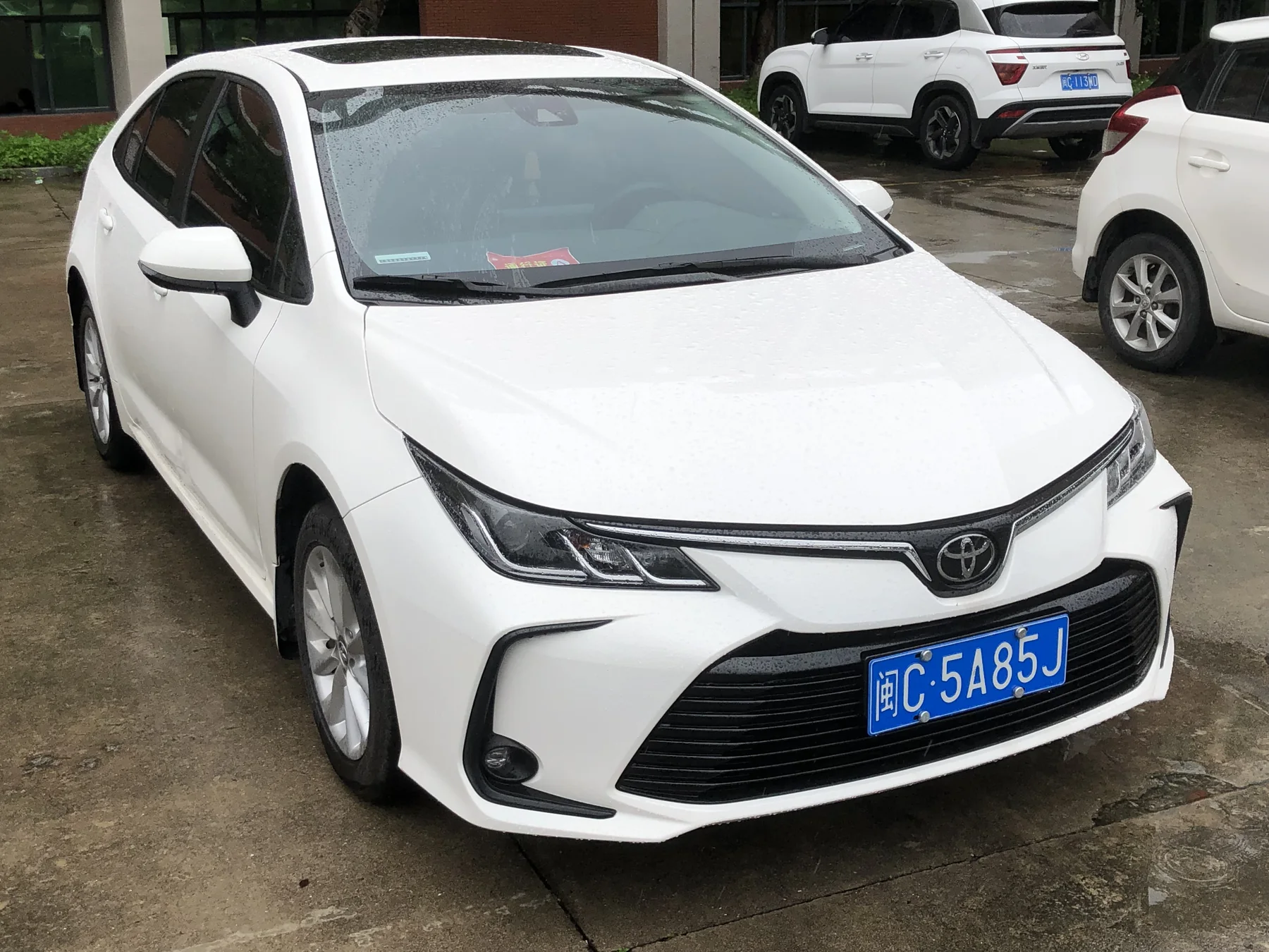 Toyota Corolla E210 görünüm 3