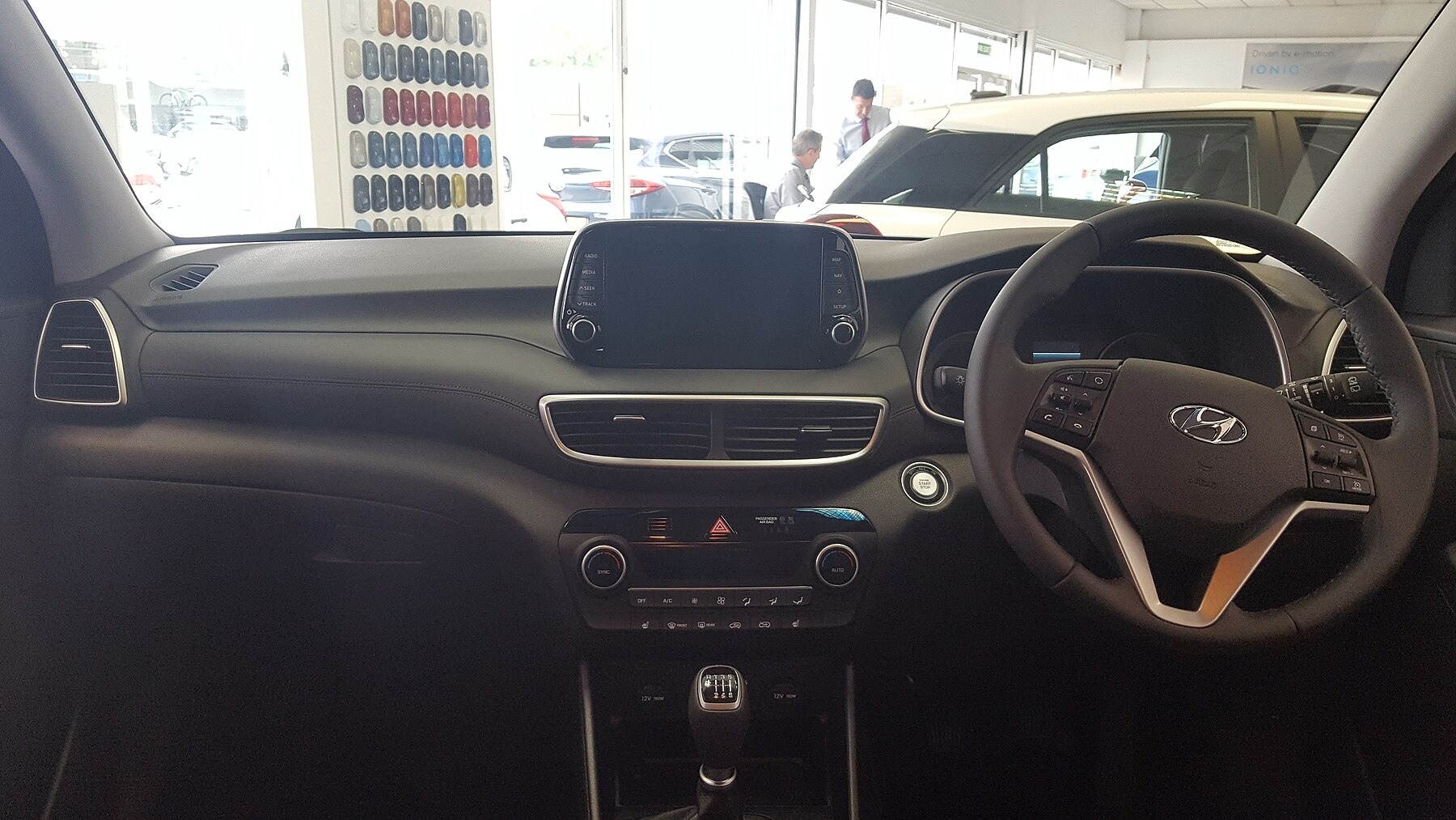 Makyajlı Hyundai Tucson TL sürücü kabini