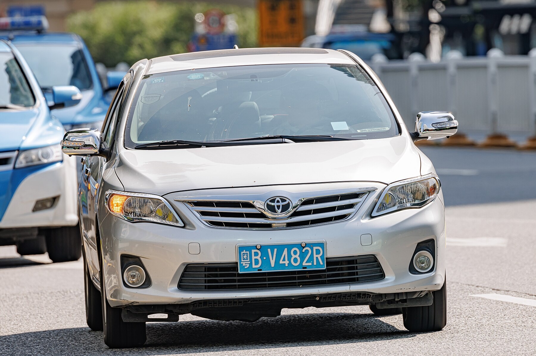 Toyota Corolla E150 makyajlı ön görünüm