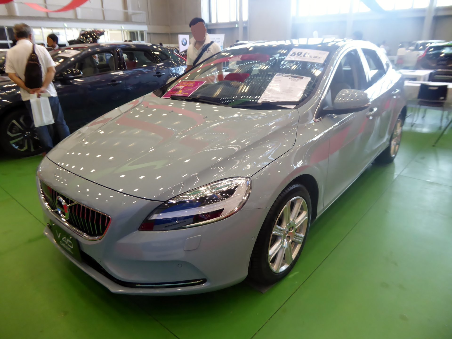 Volvo V40 Alınır mı? D2, D3, D4 ve Otomatik kapak görseli